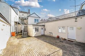 Flat 7, Globe Court, Dowell Street, Honiton EX14 1DL