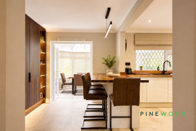 Kitchen / Breakfast Room