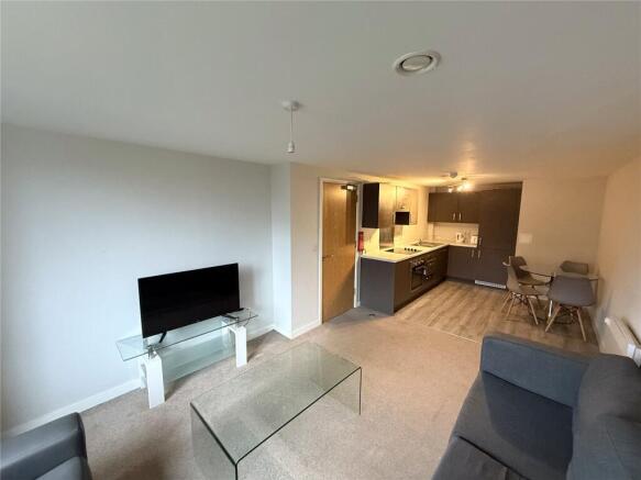 Lounge/Kitchen