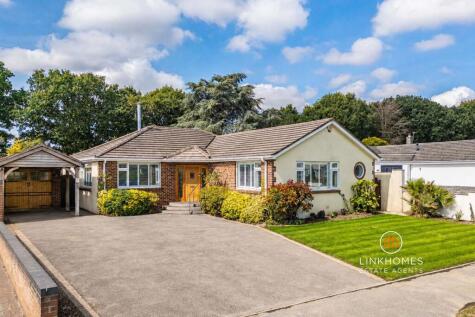 Newlands Way, Broadstone, BH18