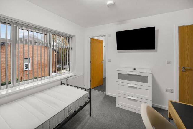 Bedroom - Room 4