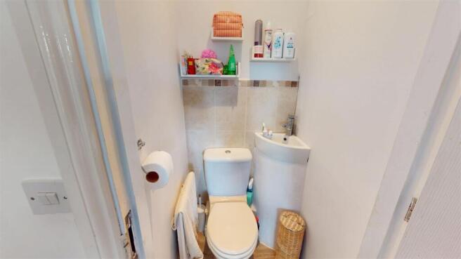 3 bed Semi-Detached for sale Image 12