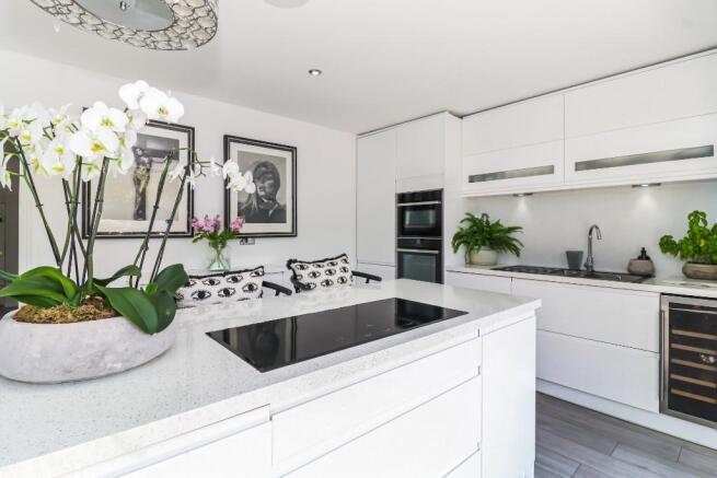 Kitchen/breakfast rm