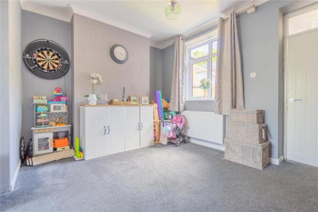 3 bed Terraced for sale Image 9