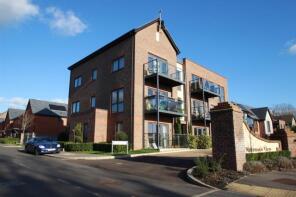 6, Waterman House, Oak Drive, Reading RG2 9GT