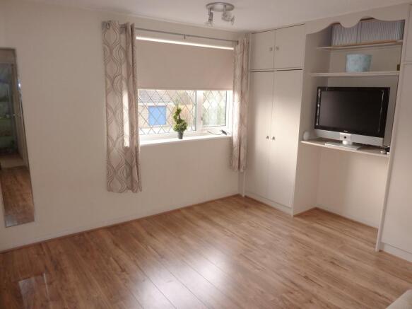 Guest bedroom