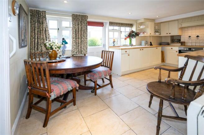 Kitchen/Dining