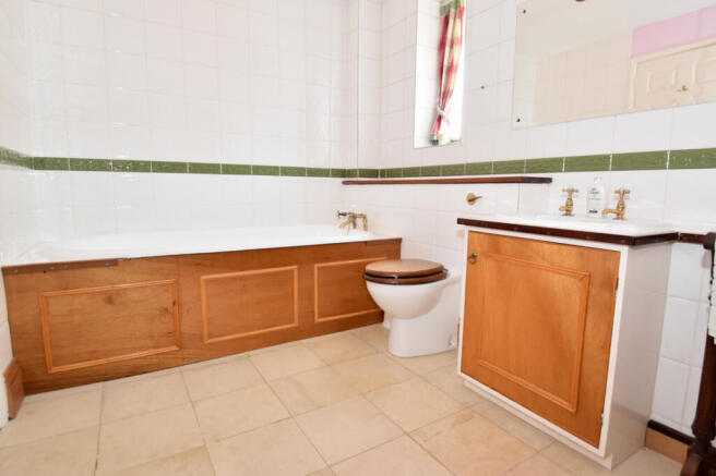Ensuite bathroom