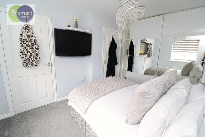 2 bed Semi-Detached for sale Image 11