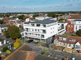 Flat 4, Cherry View, Beech Road, Hadleigh, Benfleet SS7 2FW