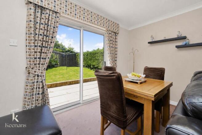 4 bed Detached for sale Image 8