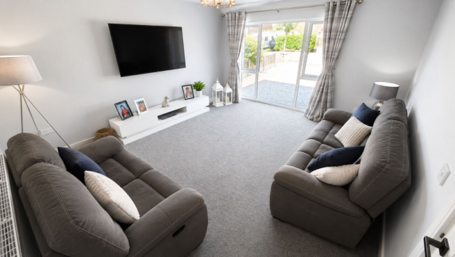 4 bed Detached for sale Image 3