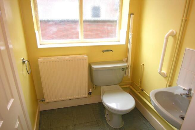 CLOAKS WC