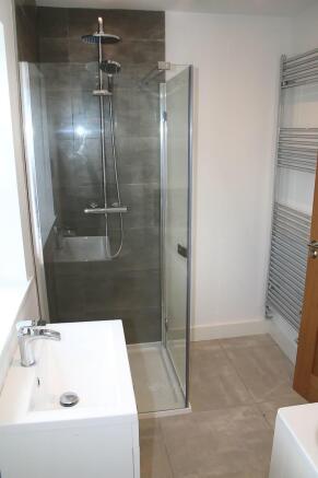 Shower Cubicle in...