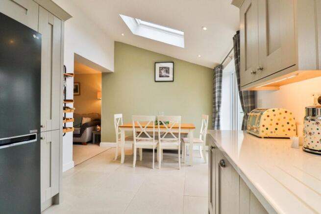 Kitchen/Dining