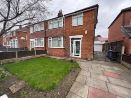 39, Shrewsbury Road, Sale M33 3TW
