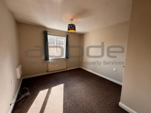 2 bed End of Terrace to rent Image 8
