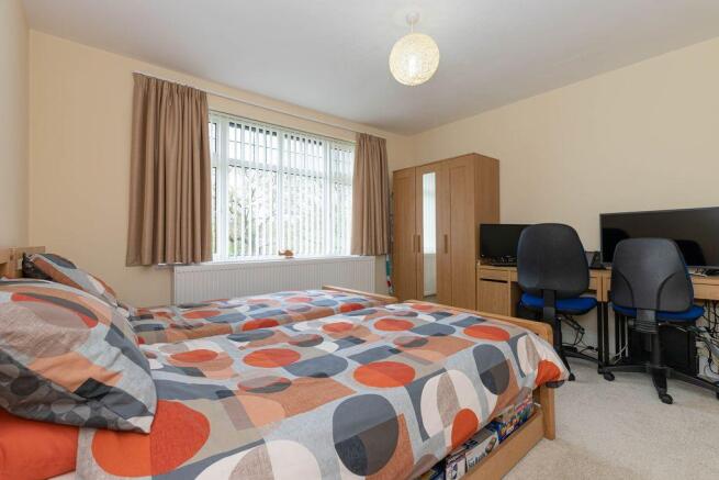 Bedroom 2 (Double)