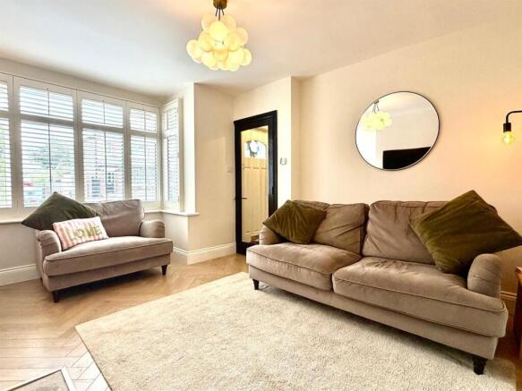 Living Room: