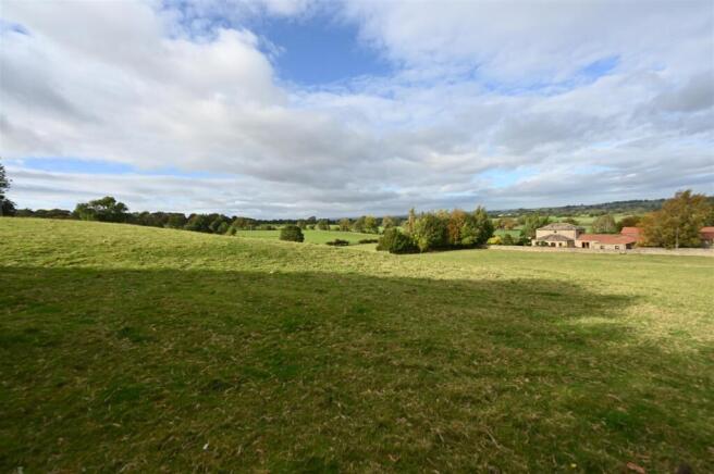 4 bed Cottage for sale Image 7
