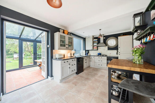 Kitchen/Conservatory