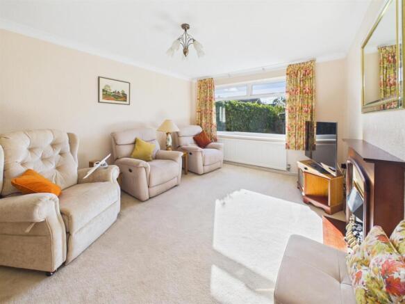 Southview Road, Peacehaven photo 2
