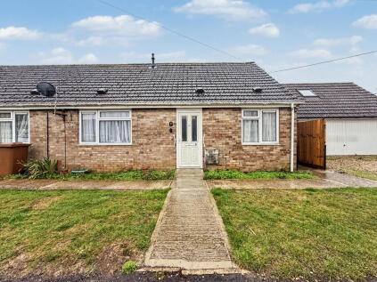 Hughes Crescent, Longcot, Faringdon, SN7