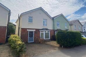 27, Noreuil Road, Petersfield GU32 3BA