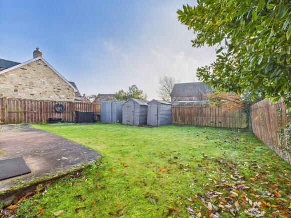 CAM02195G0-PR0094-STILL015