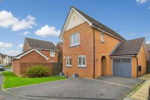 37, Hazelgrove, Workington CA14 1QU