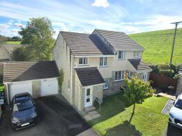 25, Canons Way, Tavistock PL19 8BJ