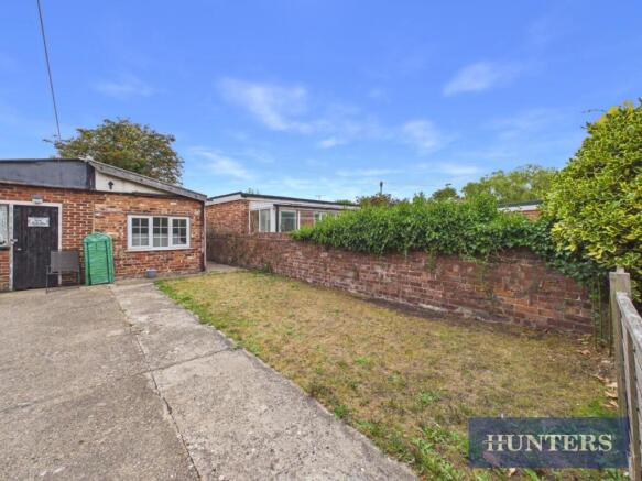 2 bed Apartment for sale Image 10