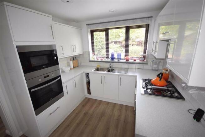 Modern Fitted Kitchen