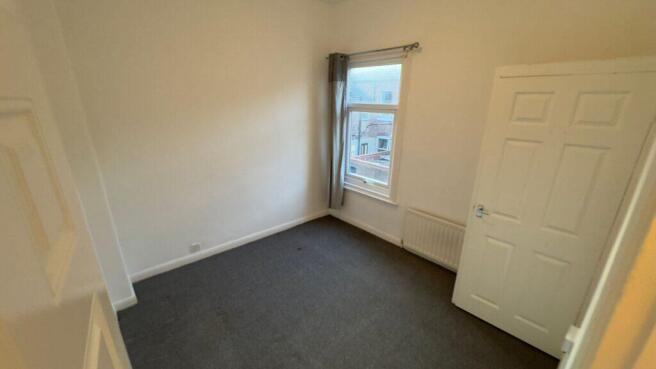 2 bed Terraced to rent Image 11