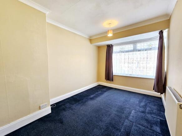 2 bed Semi-Detached for sale Image 6