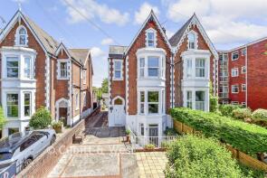 Flat 2, 36, Outram Road, Southsea PO5 1QZ