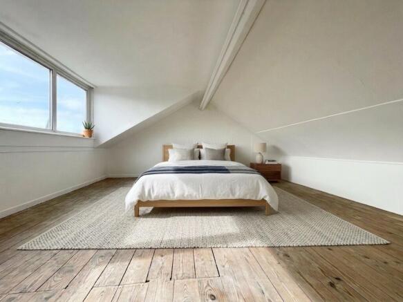 3 bed Terraced for sale Image 12