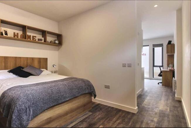 Deluxe View Studio 2