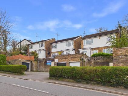 Eskdale Avenue, Chesham, Buckinghamshire, HP5