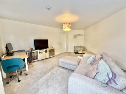 Sakura Walk, Willen Park, Milton Keynes