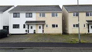 71, Garreglwyd Park, Holyhead LL65 1NW