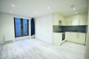 4, 819 Printwork Apartments, London Road, Sutton SM3 9BN