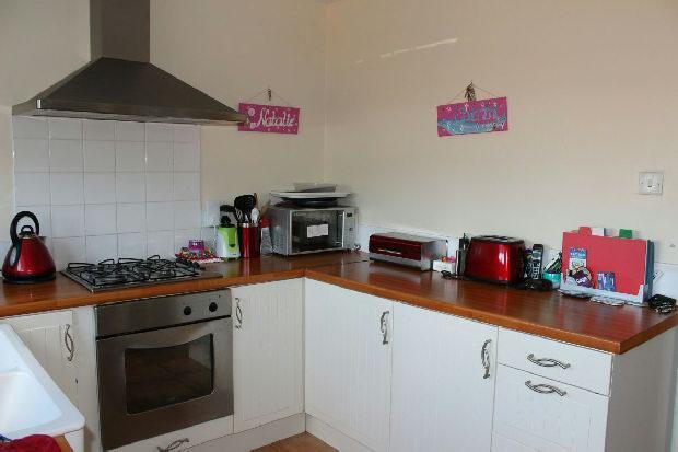 Kitchen pic 2
