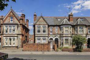 210, Oxford Road, Reading RG30 1AB