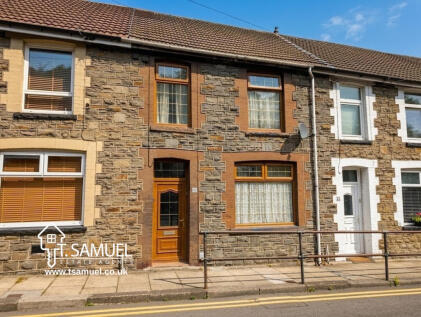 Pentwyn Avenue, Mountain Ash, Rhondda Cynon Taf, CF45 4YE