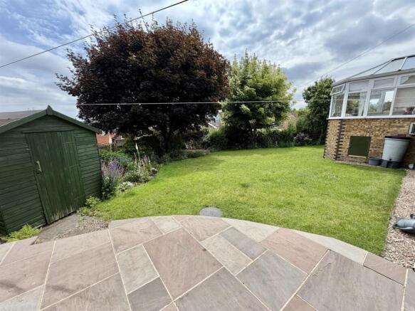 4 bed Detached for sale Image 4