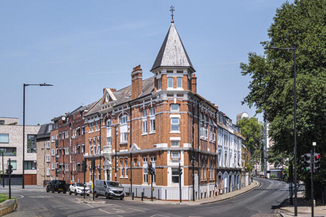 8-240B-AMHURST-ROAD-18.jpg
