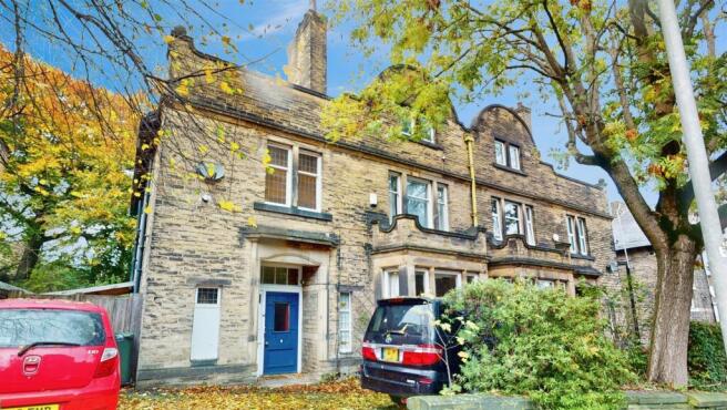 7 bed Semi-Detached for sale in bradford