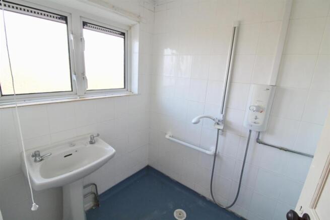 Shower room.jpg