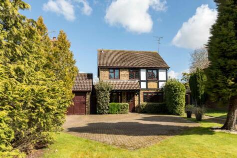 Cedar Drive, Southwater